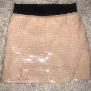 Mini blush skirt